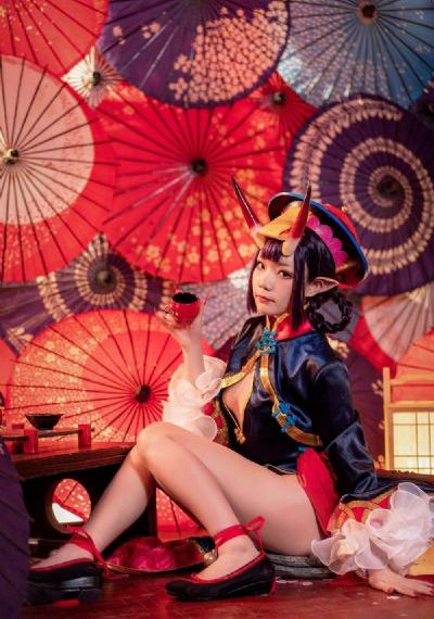 电梯另类性体验_BD英语影视在线观看