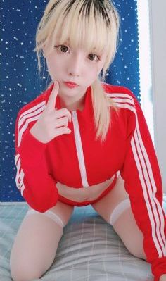 真人女人一级毛片免费播放_蓝光高清免费观看