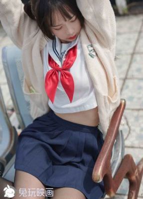 嗯啊h客厅伦女h_4K高清完整版播放