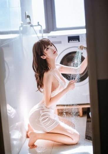 哈尔的移动城堡国语版_BD英语在线观看高清