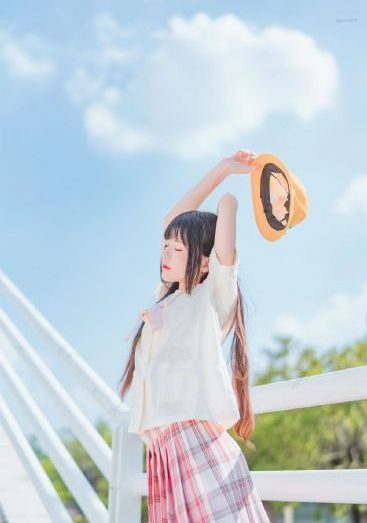 女大学生的沙龙室女主_BD英语免费高清观看